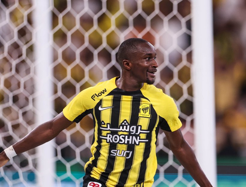 إنتر يفاجئ السوق ويتحرك نحو موسى ديابي