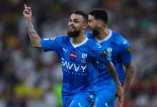 نجم الهلال السابق يقترب من العودة إلى الدوري السعودي