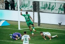 الأهلي يسحق الاتفاق برباعية ويواصل مطاردة الهلال